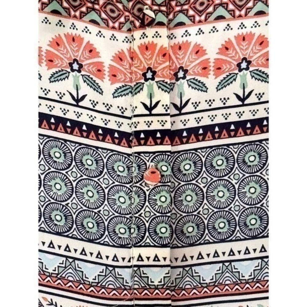 Torrid Plus 3X Boho Elephant Tribal Button Back Detain Flowy Festival Blouse EUC - Picture 6 of 15